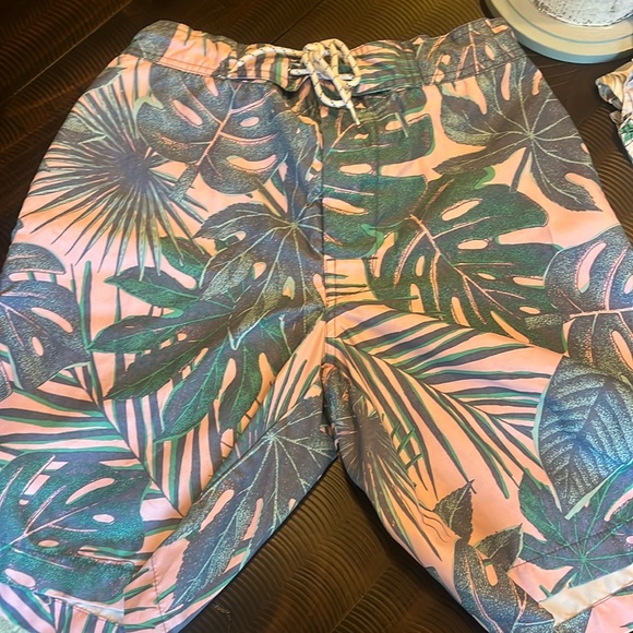 St. John’s Bay Medium Swim Trunks - Picture 1 of 5